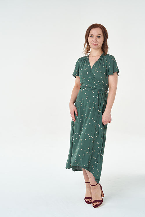 Eve Dress (sizes 18 - 30)